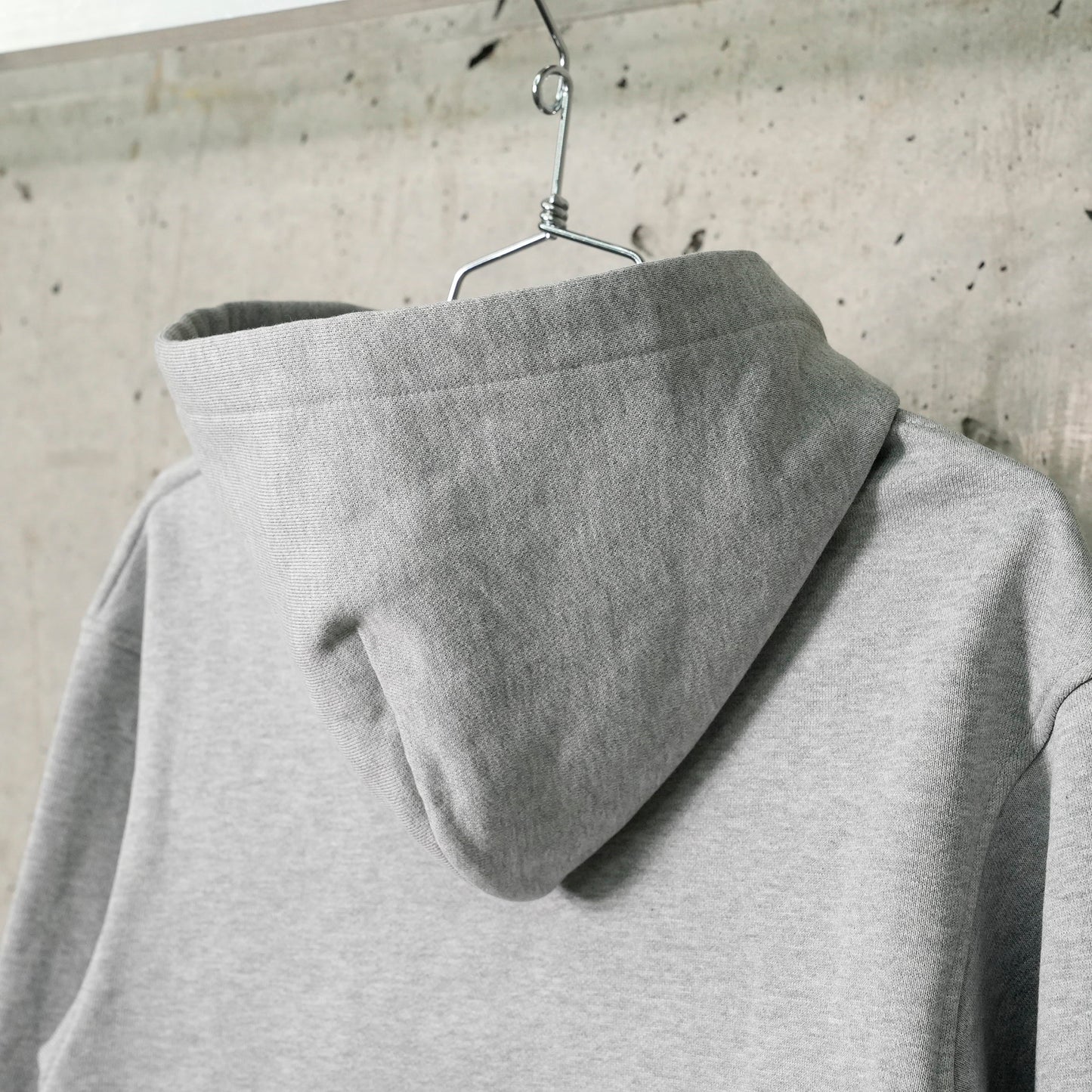 GRAY RUCHED ZIP HOODIE / GRAY