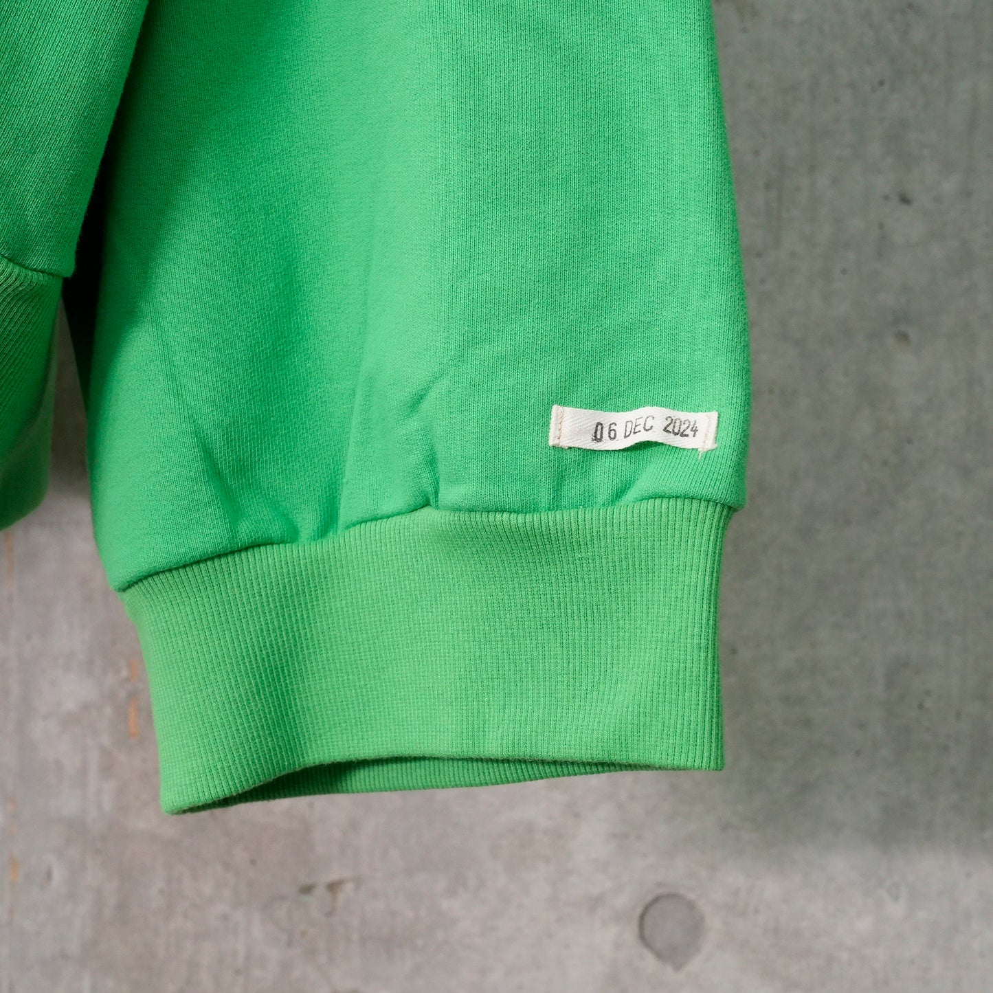 BAGGY HOODIE / LOVERS DM ON GREEN