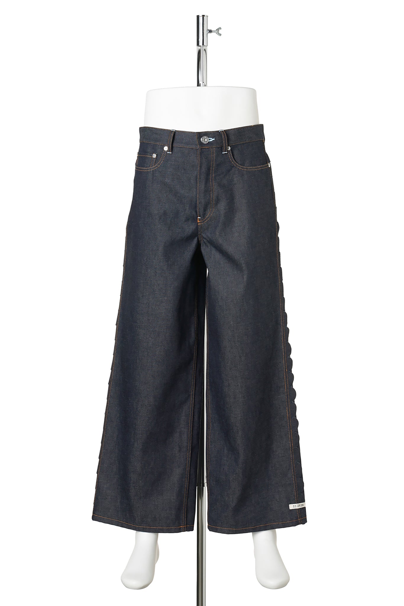 SPEECH BUBBLES LOOSE FIT JEANS / INDIGO BLUE