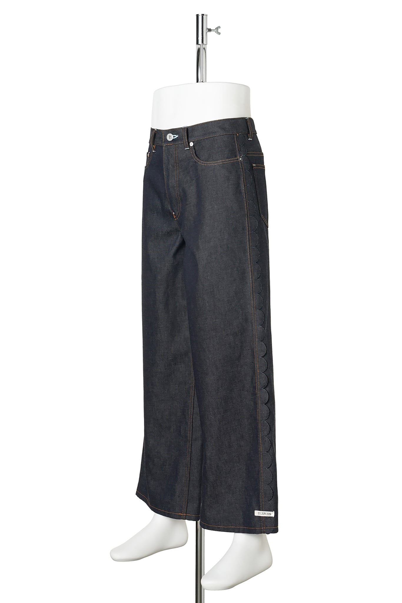 SPEECH BUBBLES LOOSE FIT JEANS / INDIGO BLUE