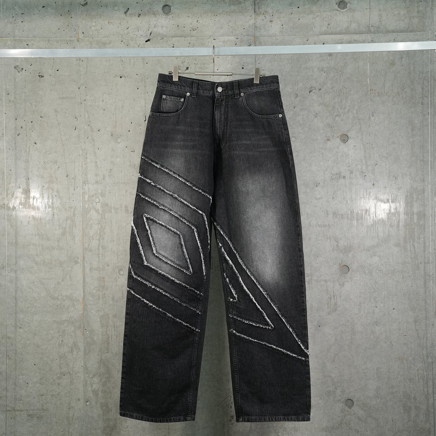 1993 JEANS / BLK0020:WASHED BLACK