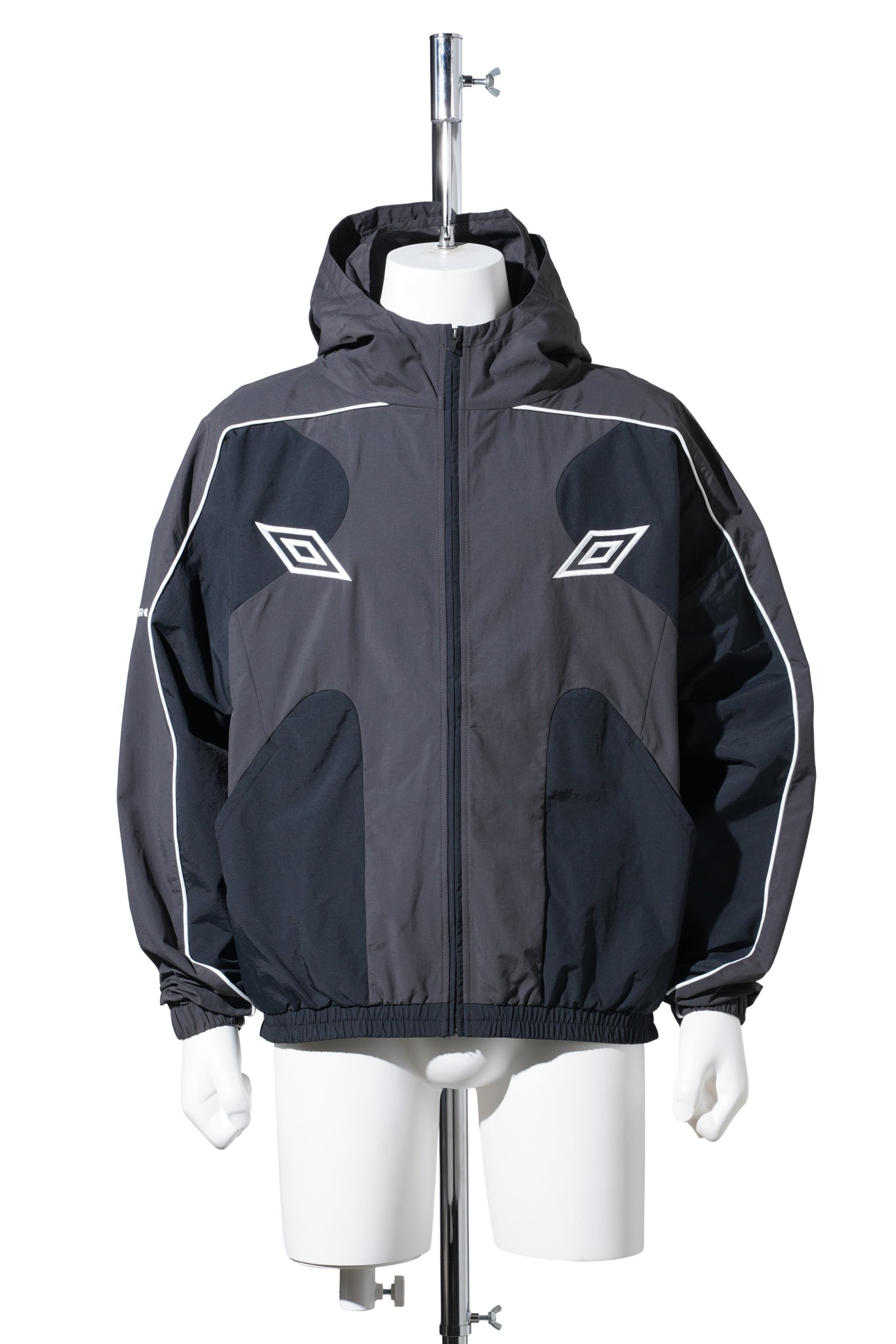 GUARDING MASKED TRACKSUIT / BLK0046:BLACK CHARCOAL