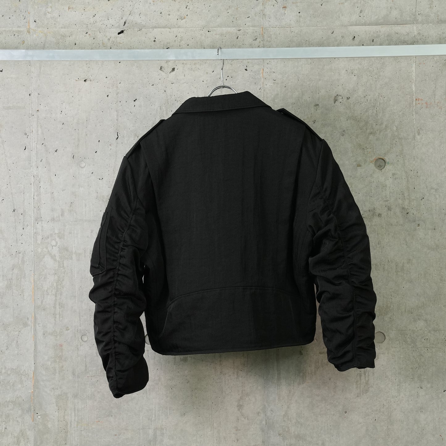 WOMEN NYLON GABARDINE MOTO JACKET WOVEN / BLACK