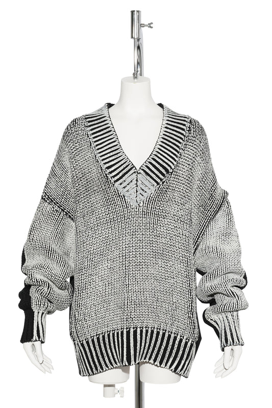 WOMEN OVERSIZED SWEATER KNIT / BLACK WHITE