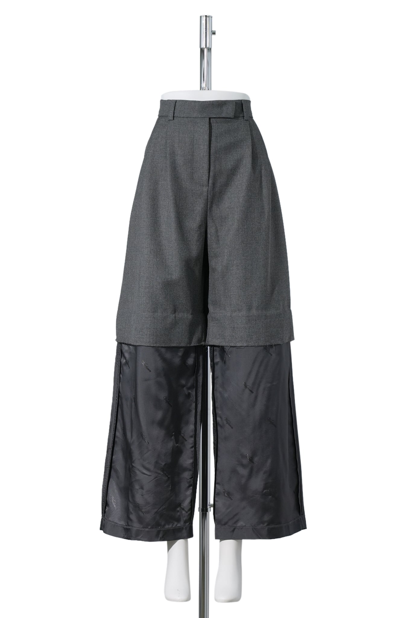 WOMEN CHOPPED TROUSERS WOVEN / DARK GREY