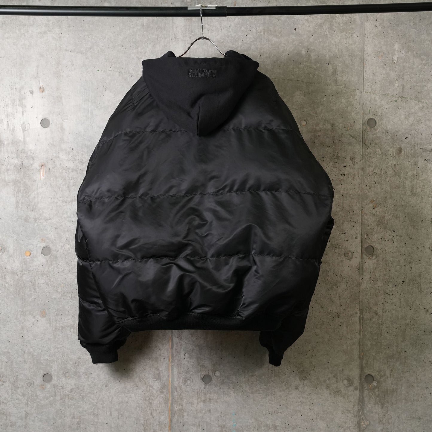 SPLIT HOODED BOMBER JACKET / BLACK