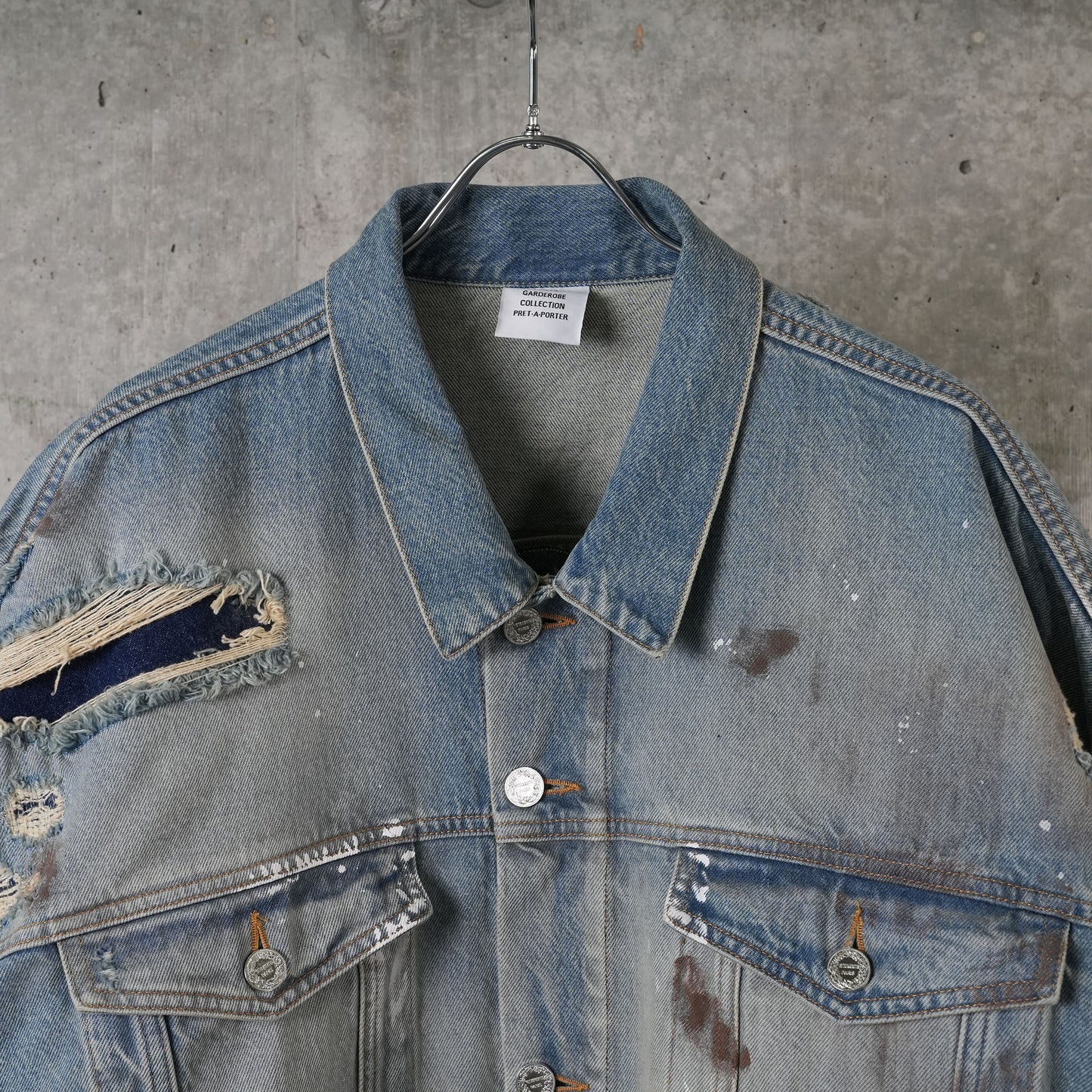 TRASHED DENIM JACKET / DISTRESSED