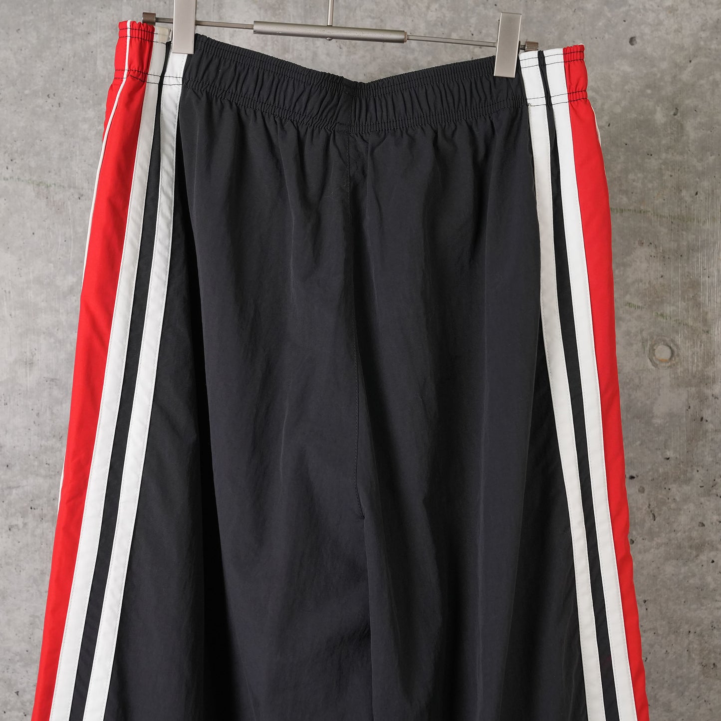 TRACKSUIT PANTS / BLACK