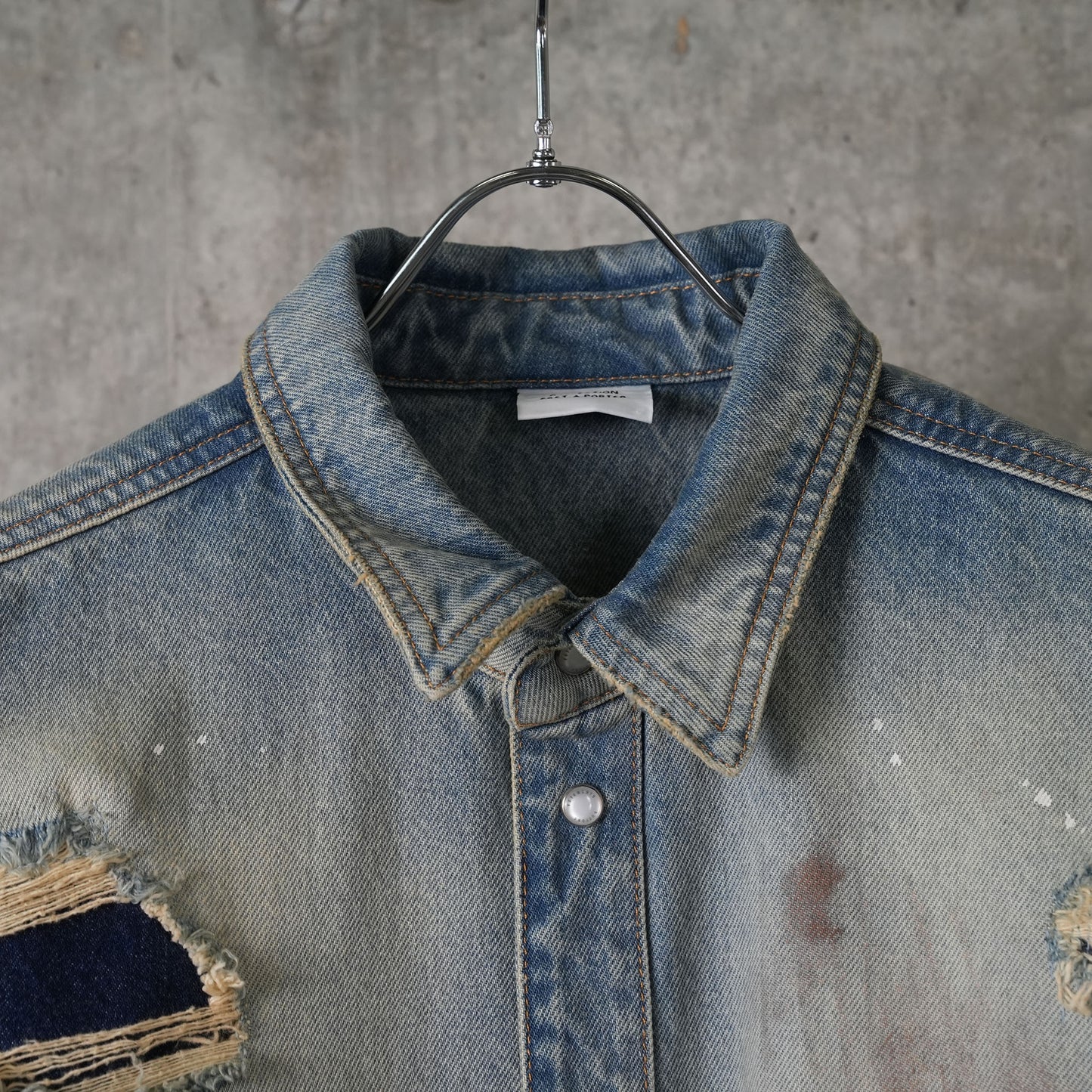 TRASHED DENIM SHIRT / DISTRESSED