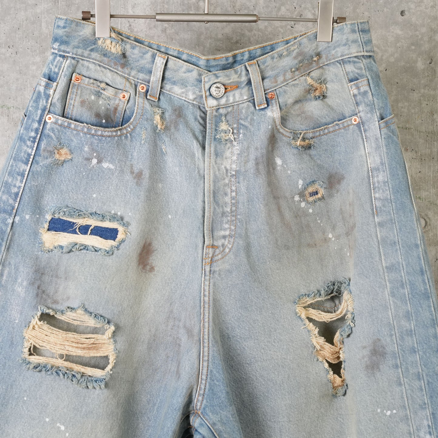 TRASHED BIG SHAPE DENIM SHORTS / DISTRESSED