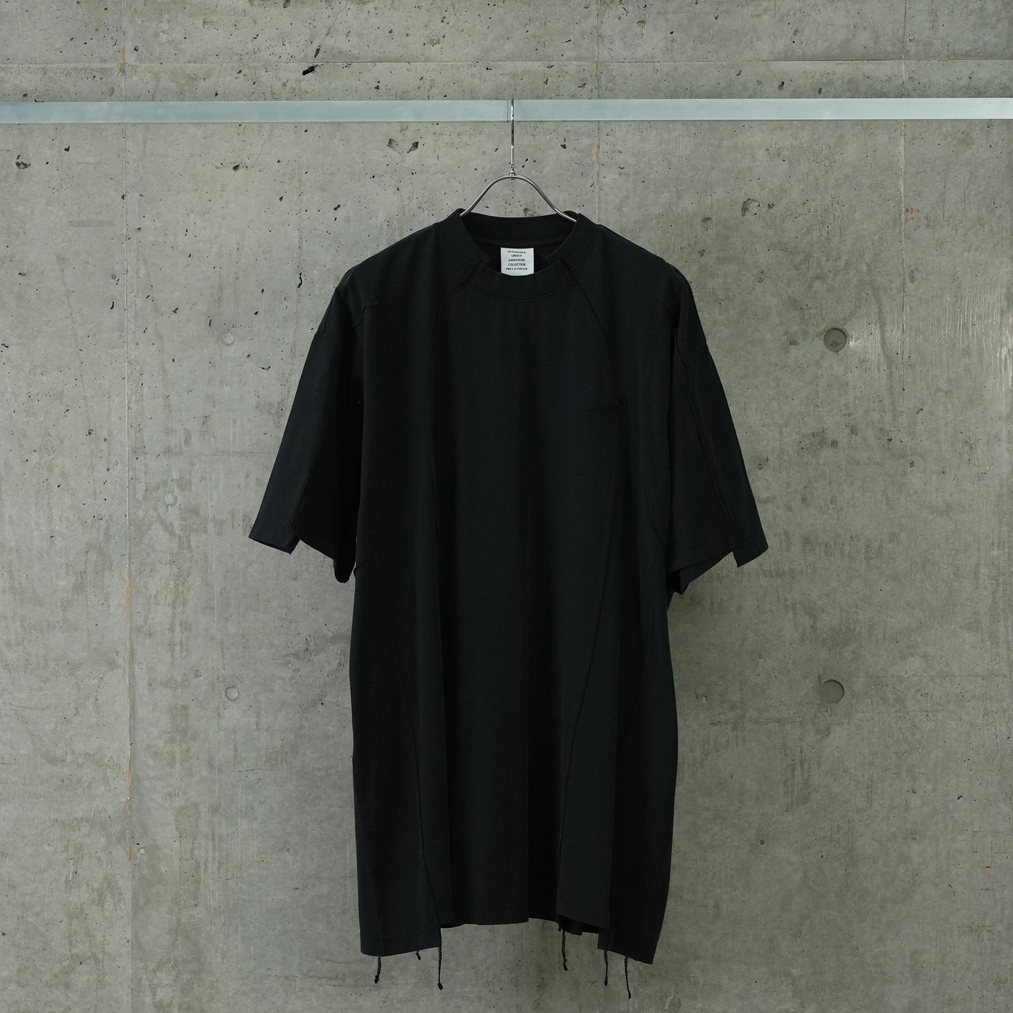 BLACKOUT CUT-UP T-SHIRT / BLACKOUT