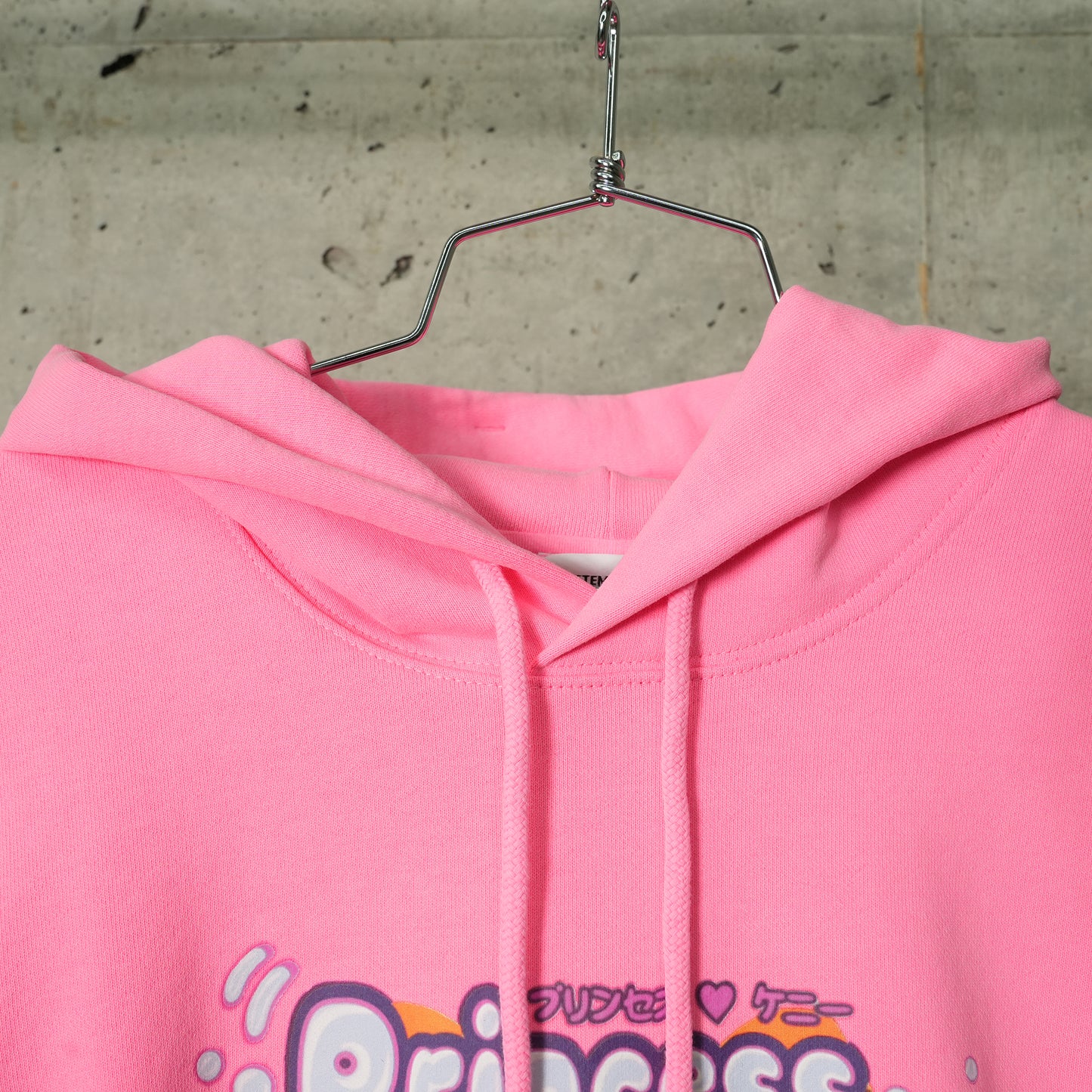 PRINCESS KENNY CROPPED BOXY HOODIE / HOT PINK