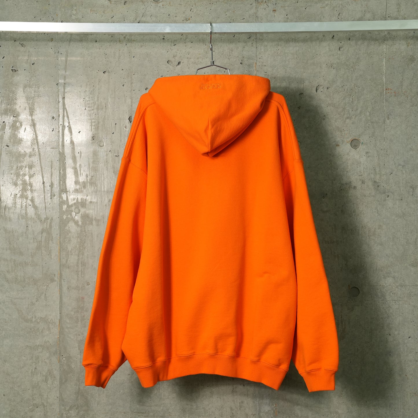 KENNY OVERSIZED HOODIE / ORANGE