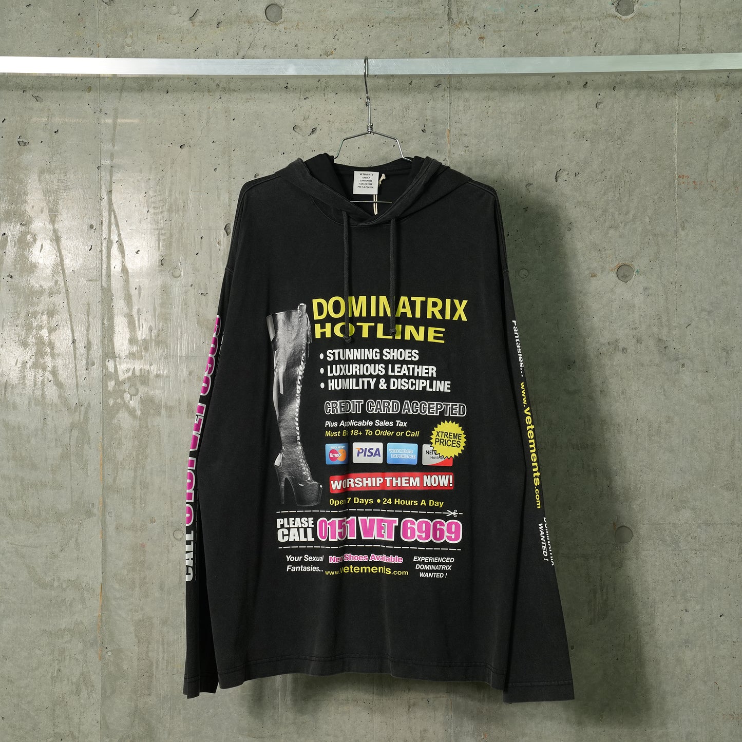 DOMINATRIX HOTLINE JERSEY HOODIE / BLACK