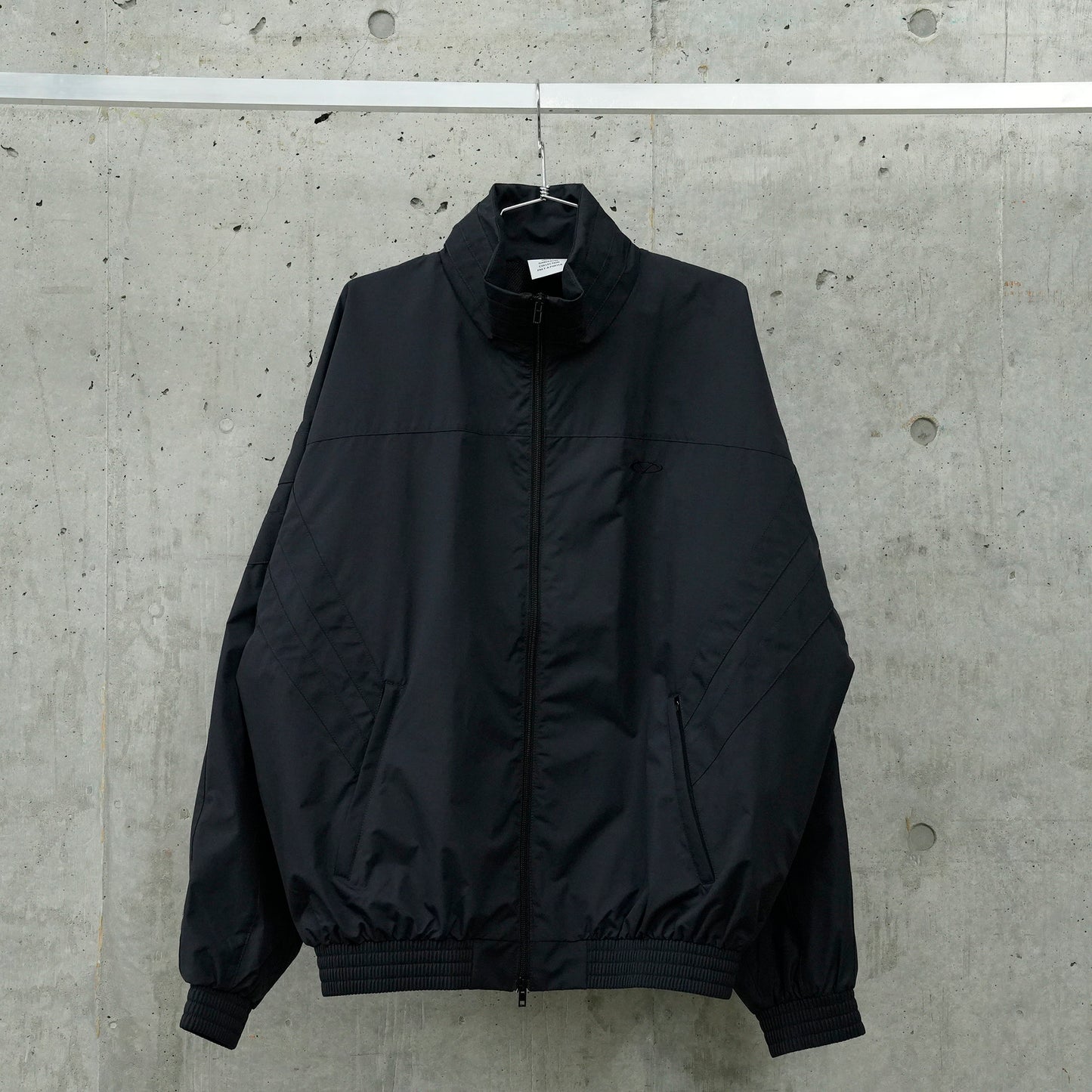 OVAL LOGO TRACKSUIT JACKET / BLACK