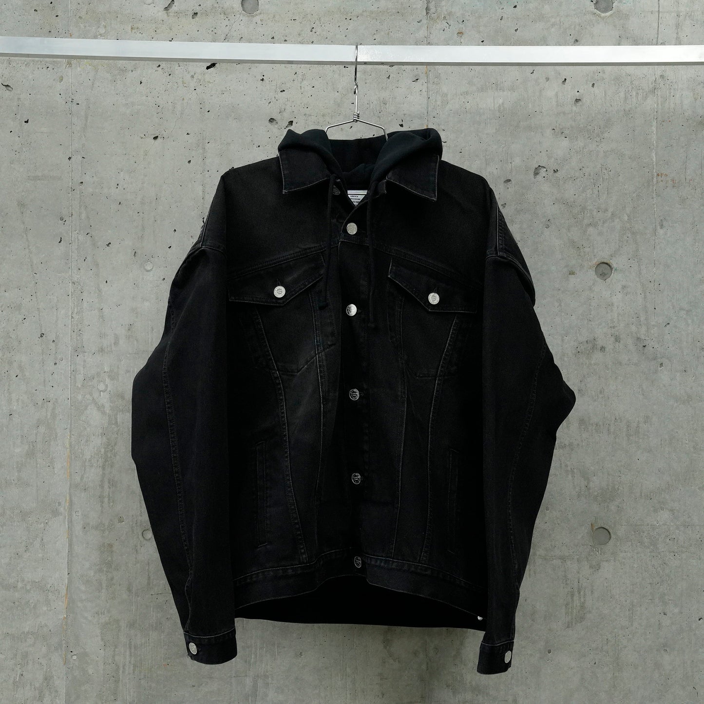 3D LOGO HOODED DENIM JACKET / BLACK