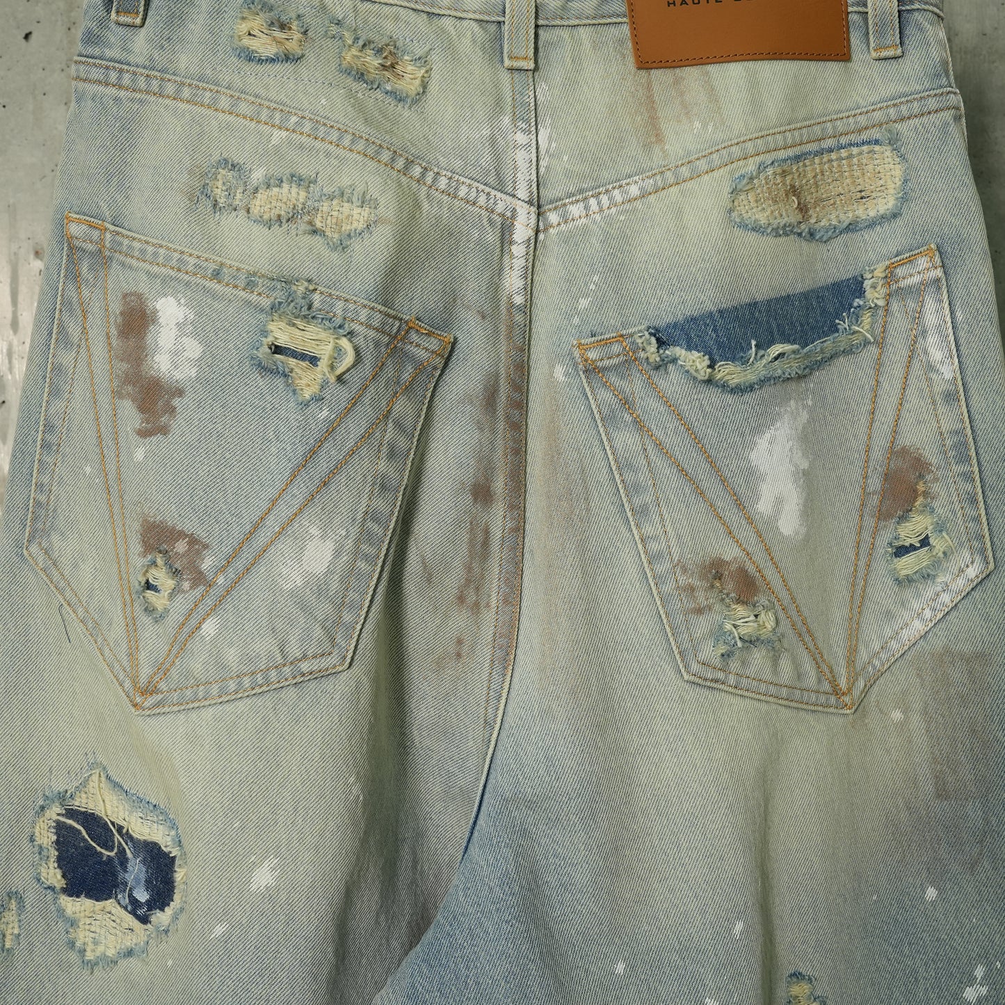 TRASHED BAGGY JEANS / LIGHT BLUE