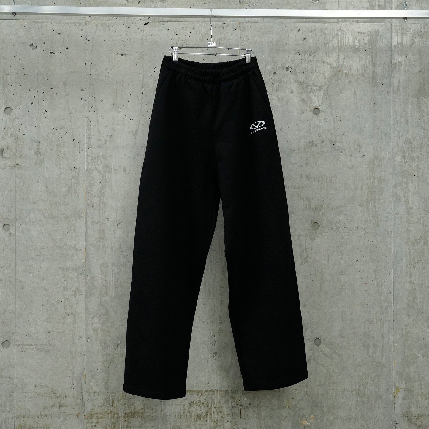 OVAL LOGO SWEATPANTS / BLACK/WHITE