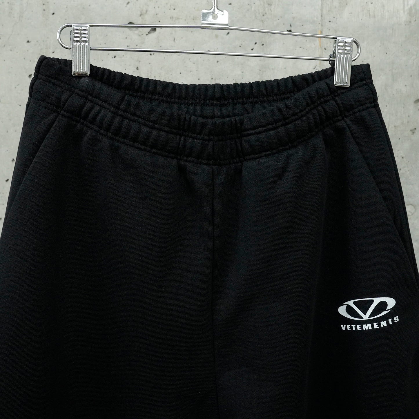 OVAL LOGO SWEATPANTS / BLACK/WHITE