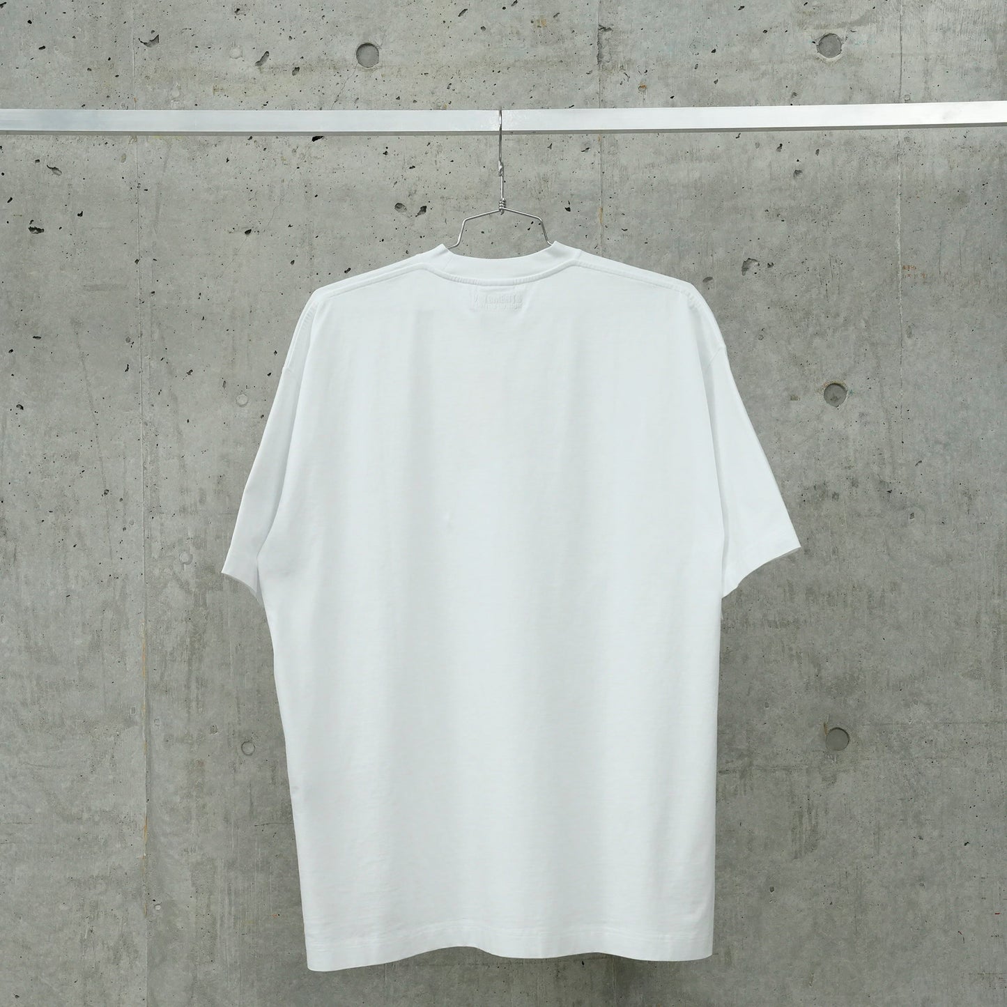 OVAL LOGO OVERSIZED T-SHIRT / WHITE