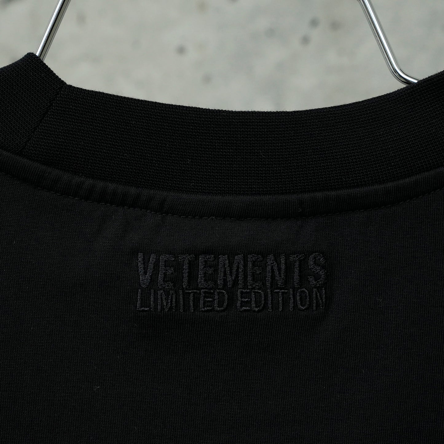 LIVING LEGEND OVERSIZED T-SHIRT / BLACK