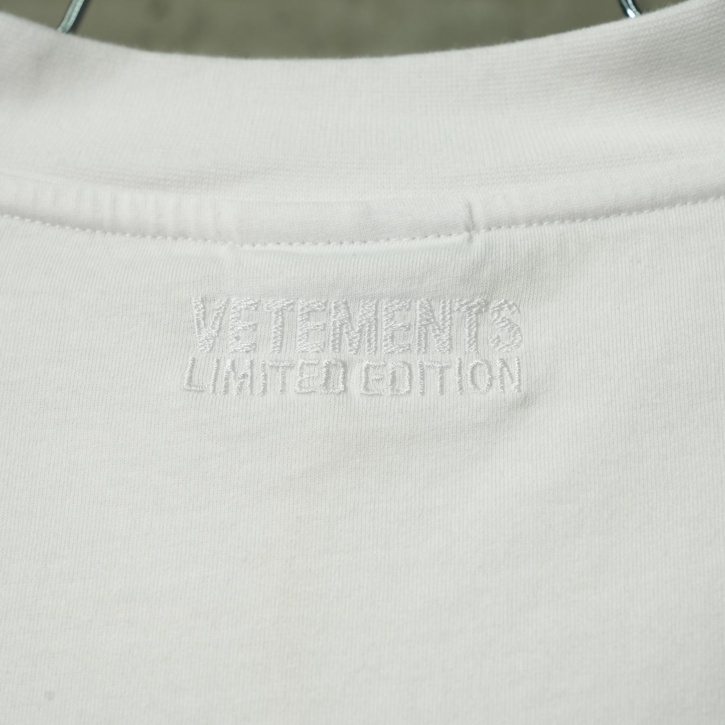 SINGLE OVERSIZED T-SHIRT / WHITE