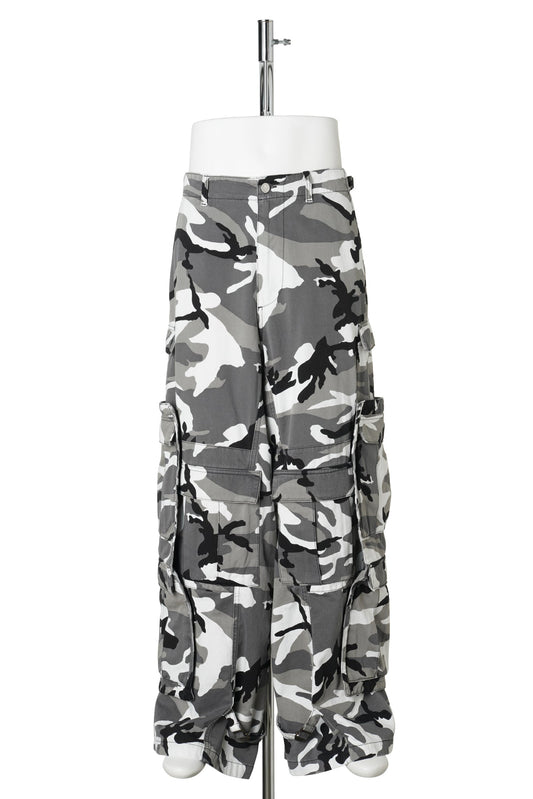 MERGED CARGO PANTS / WHITE CAMO