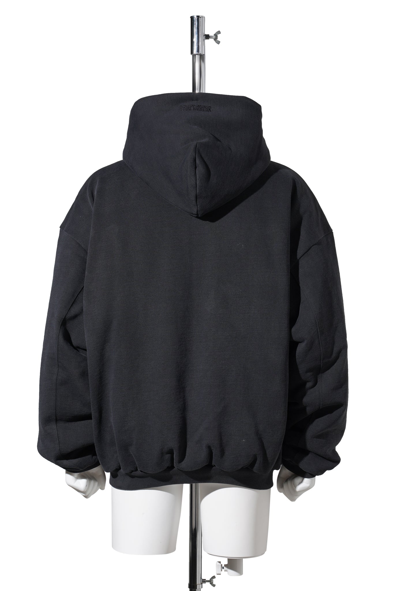 EMBROIDERED CROSS PADDED ZIP-UP HOODIE / BLACK