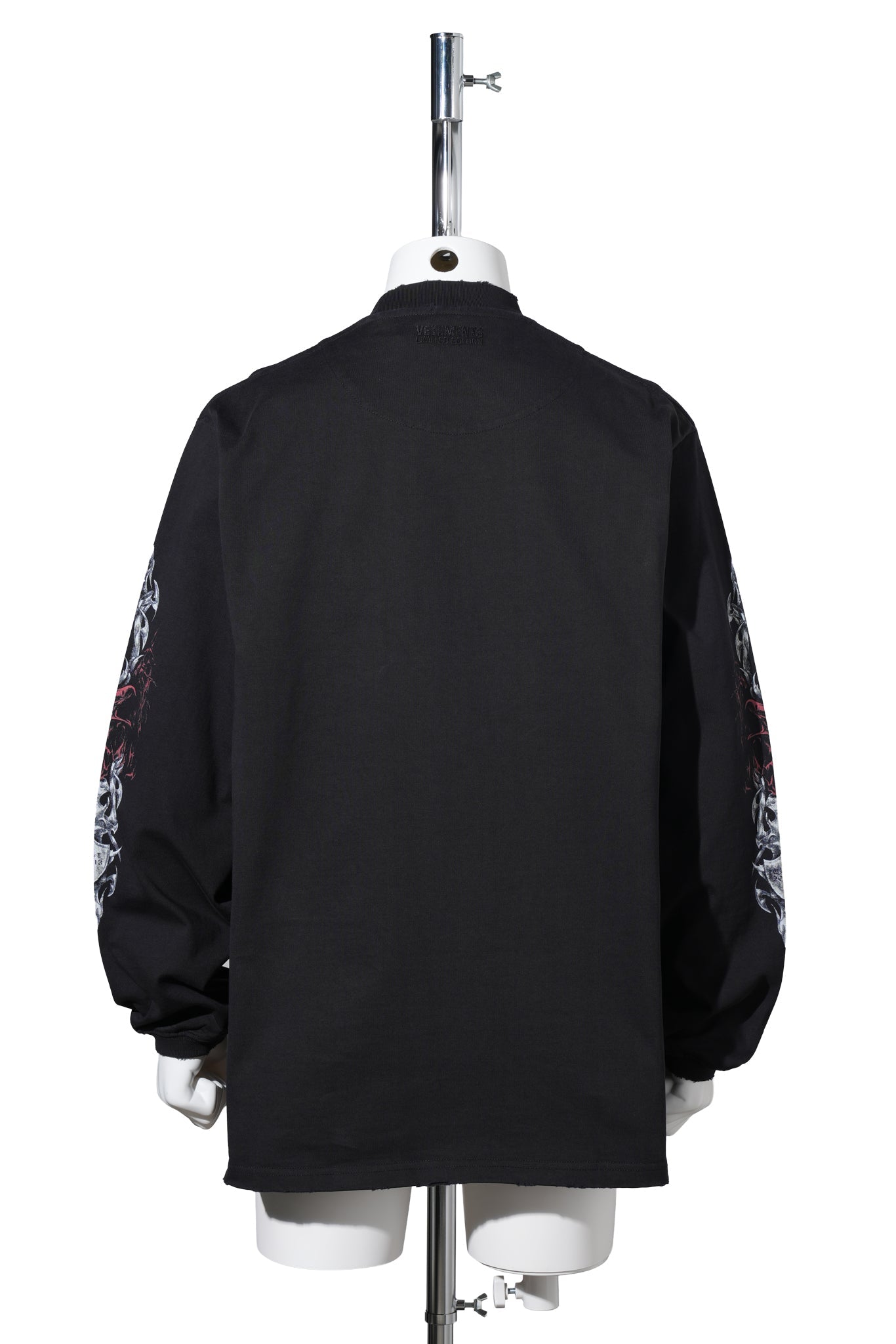 METAL LONGSLEEVE / WASHED-OUT BLACK