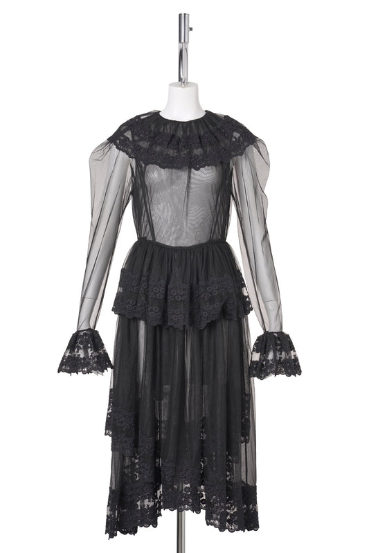 DENTELLE TAPE TULLE DRESS / BLACK