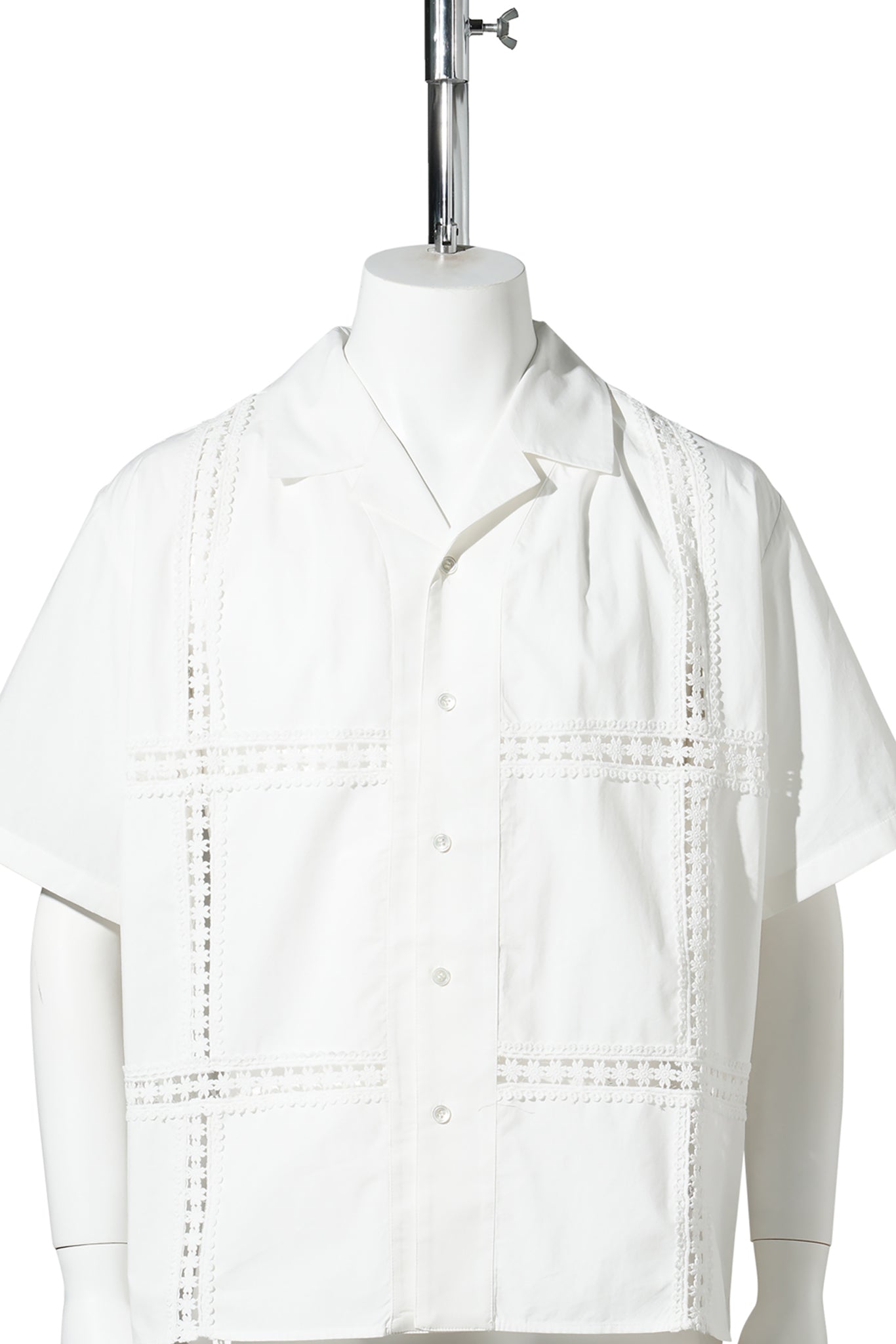 PANEL LACE S/S OPEN COLLAR SHIRT / WHITE