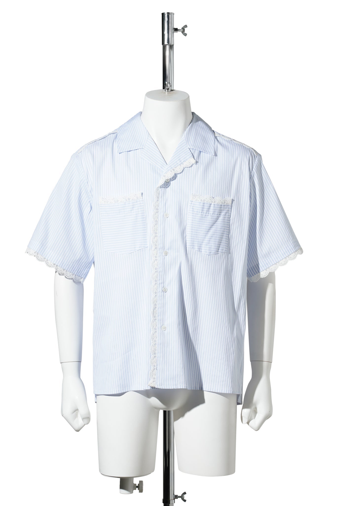 LACE TRIMMED OPEN COLLAR S/S SHIRT / BLUE STRIPE