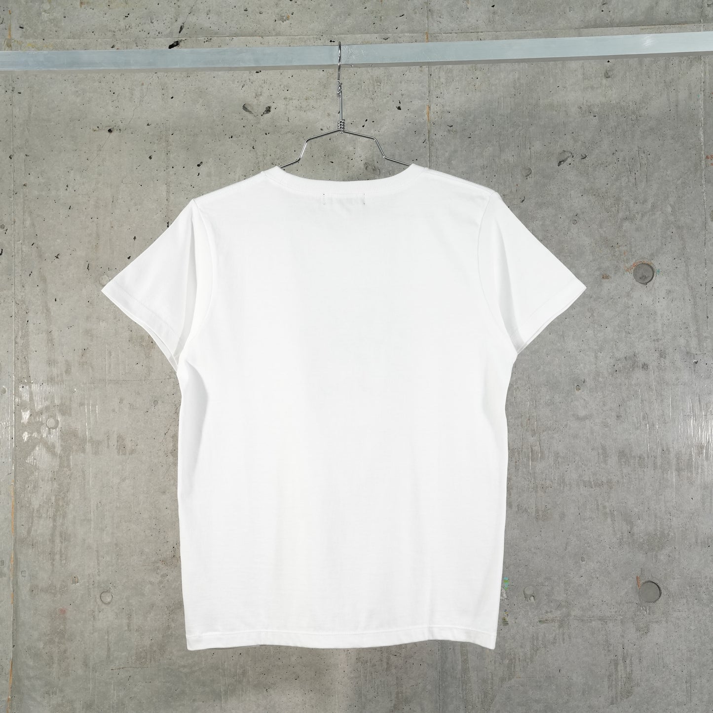 TEE 1 / WHITE