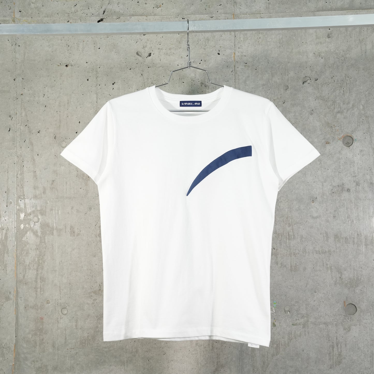 TEE 2 / WHITE