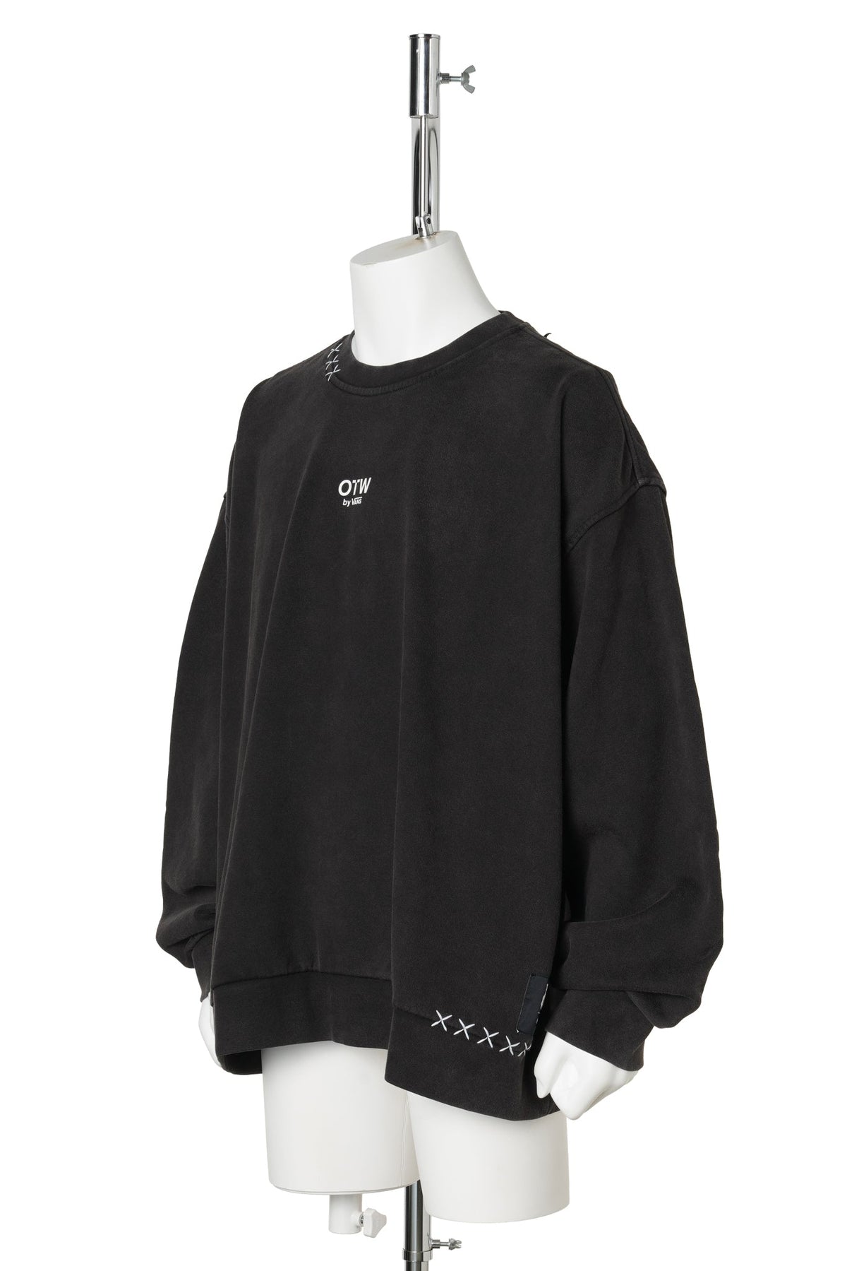 OTW X CHITO SWEATSHIRT / BLACK