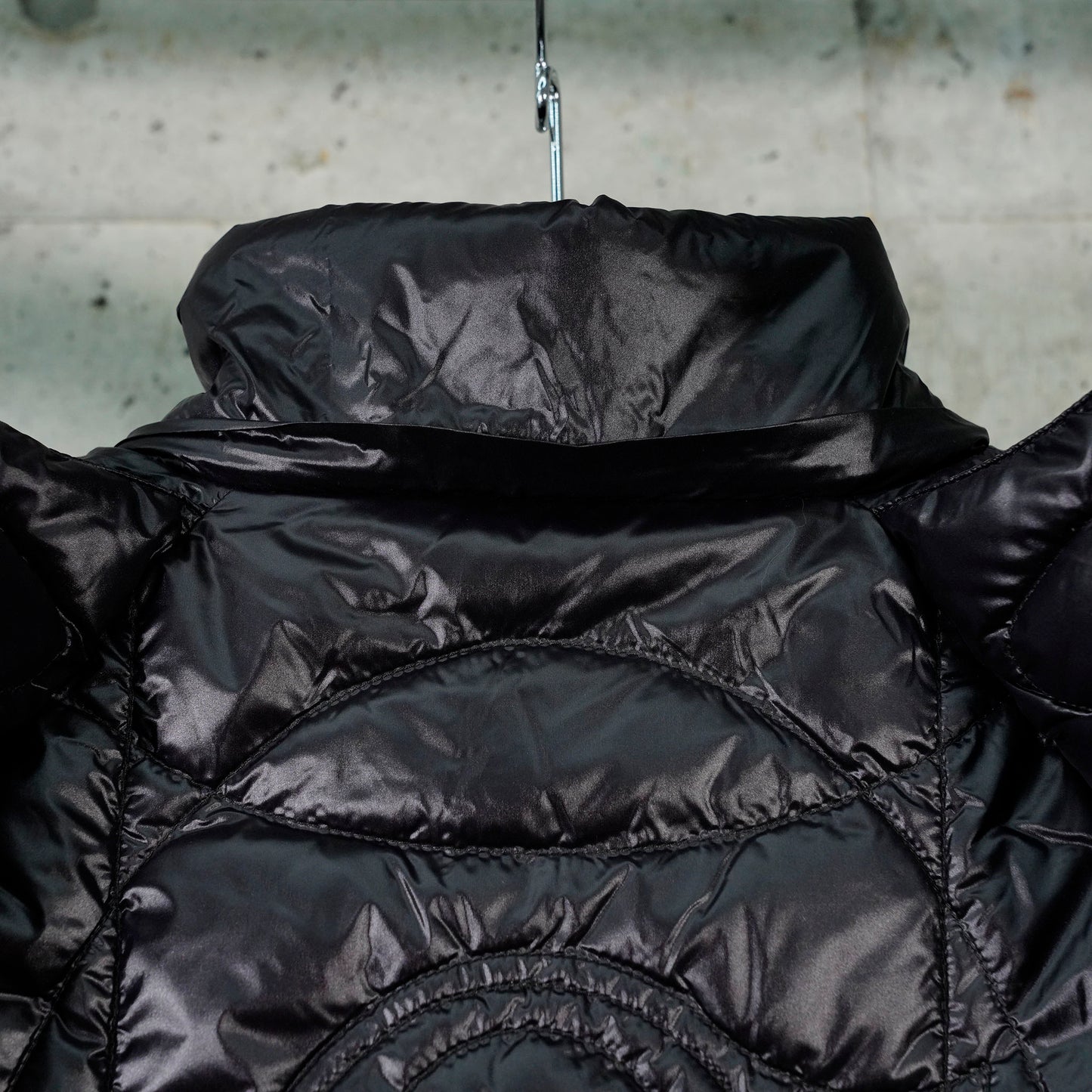 WINGS DOWN JACKET / CENTURYBLACK