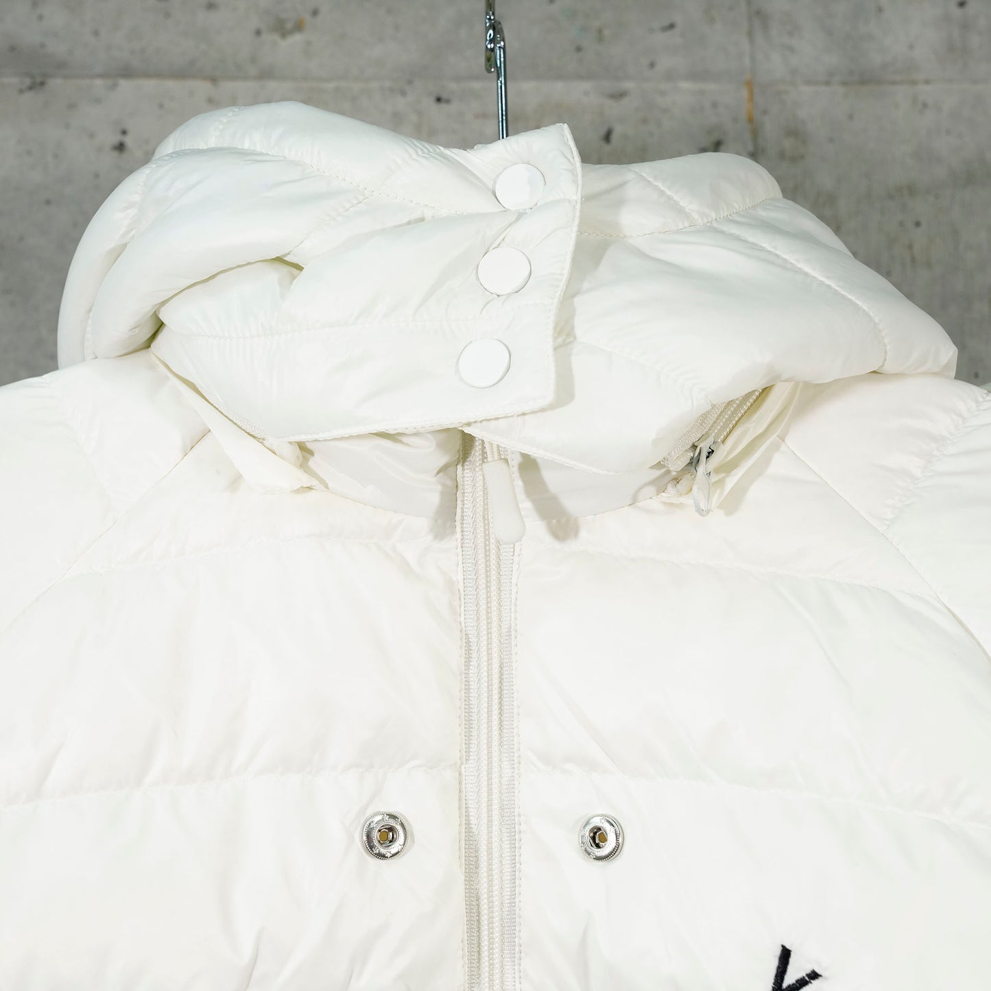 WINGS DOWN JACKET / EGGWHITE