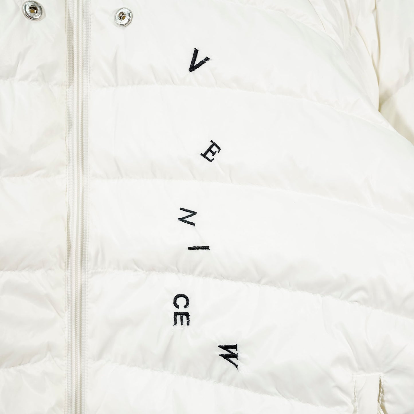 WINGS DOWN JACKET / EGGWHITE