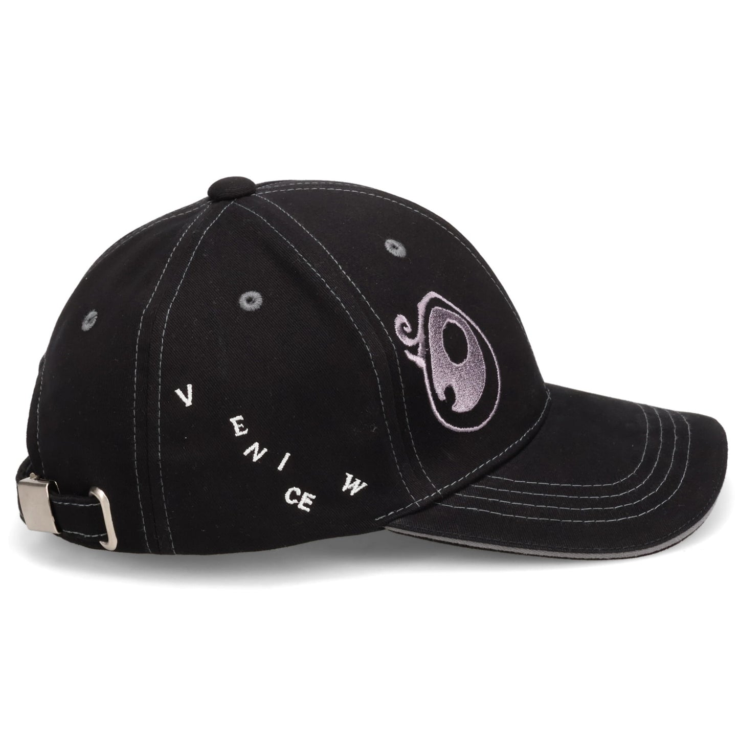 DUCK CAP / BLACK/SILVER EYES