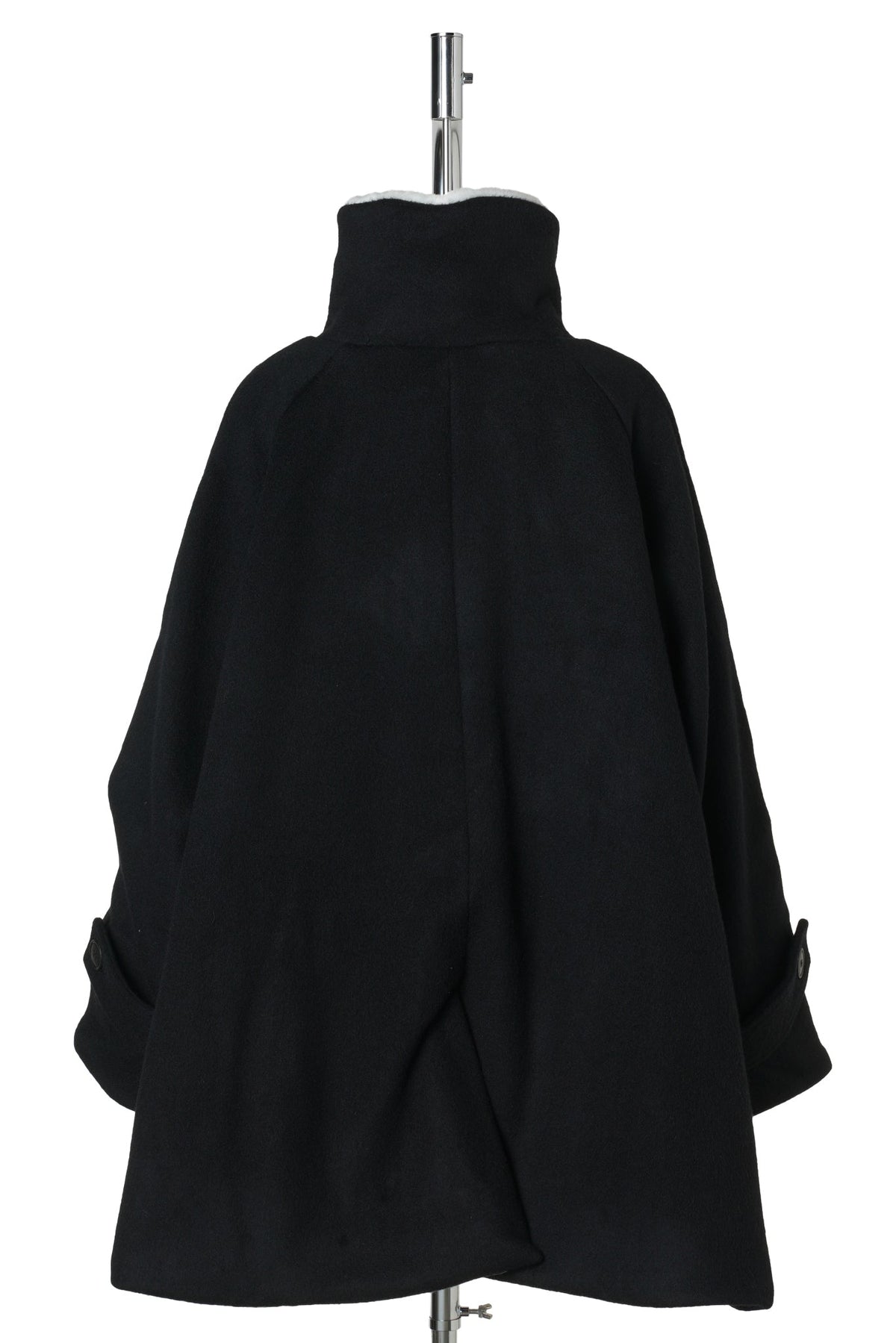 EQUATOR COAT / CLASSIC BLACK