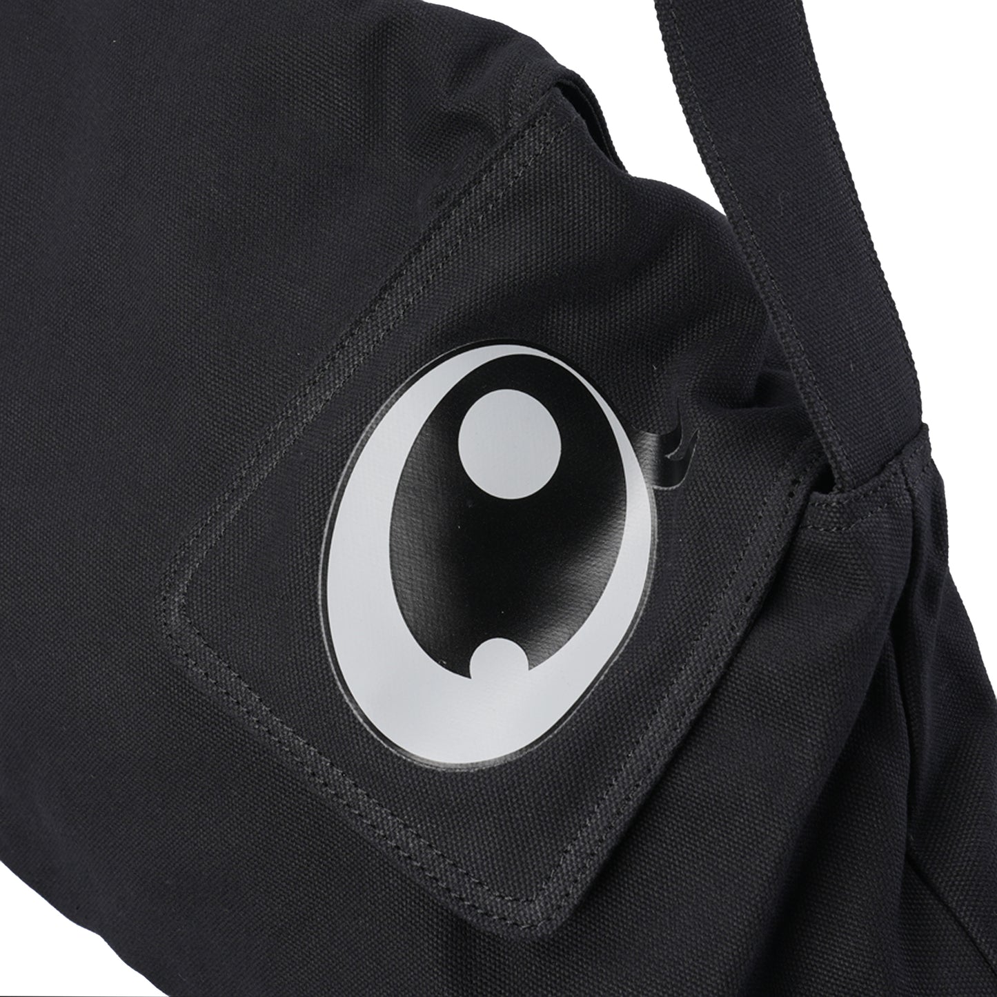 BIG FLYING BAG / BLACK BUTLER