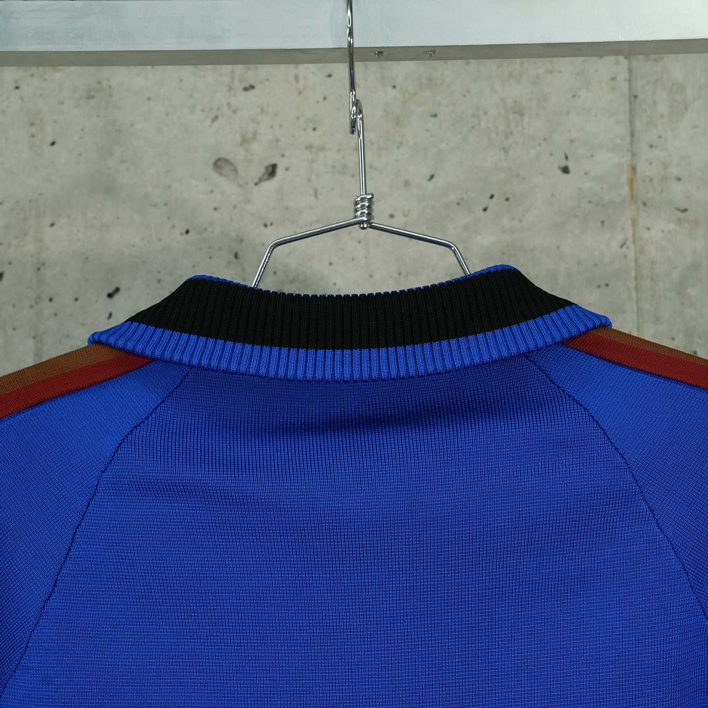 TIDE TRACK TOP / BLUE