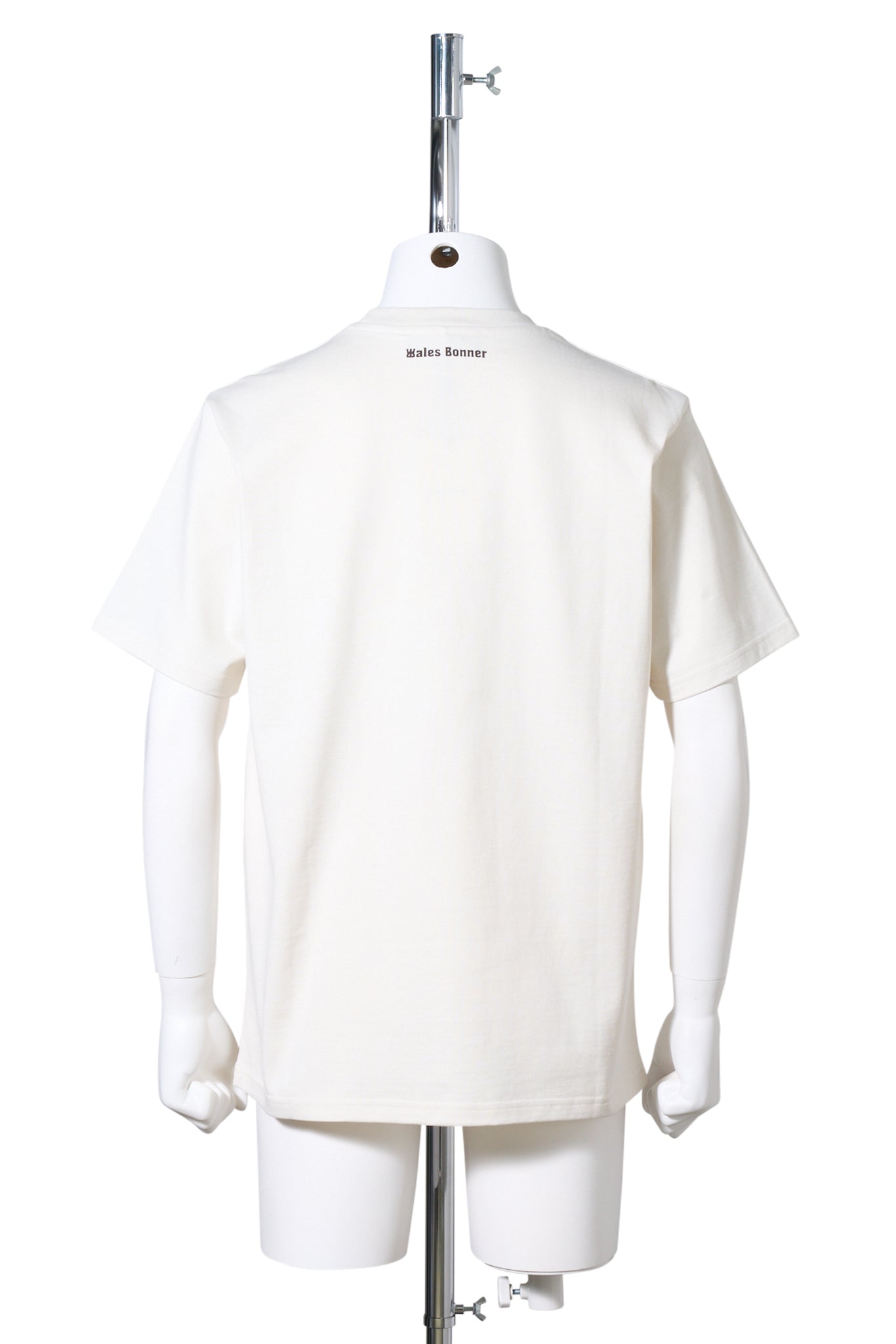 COMPASS TEE / IVORY/BROOCH 1