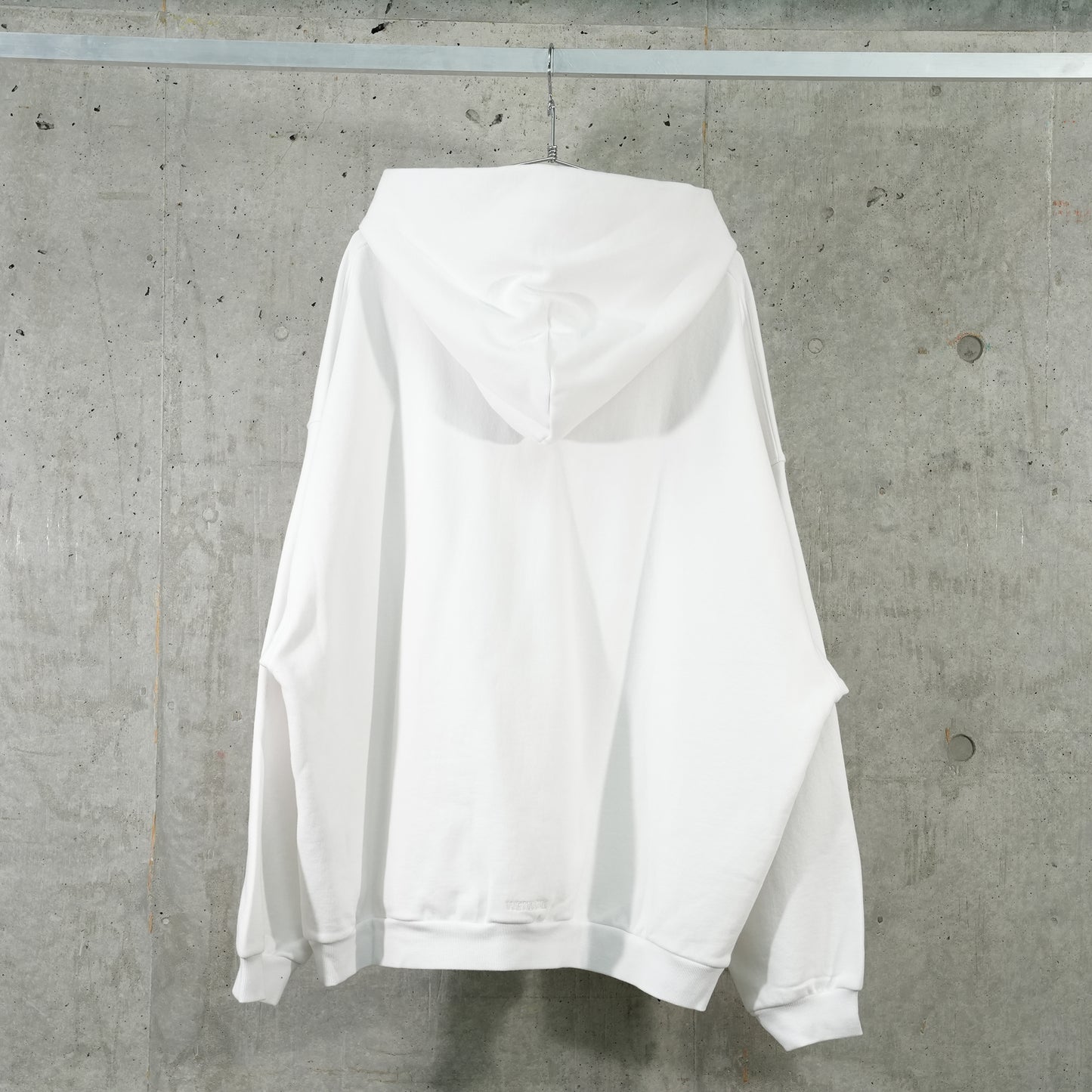 UNIVERSITY PEARL LOGO HOODIE / WHITE