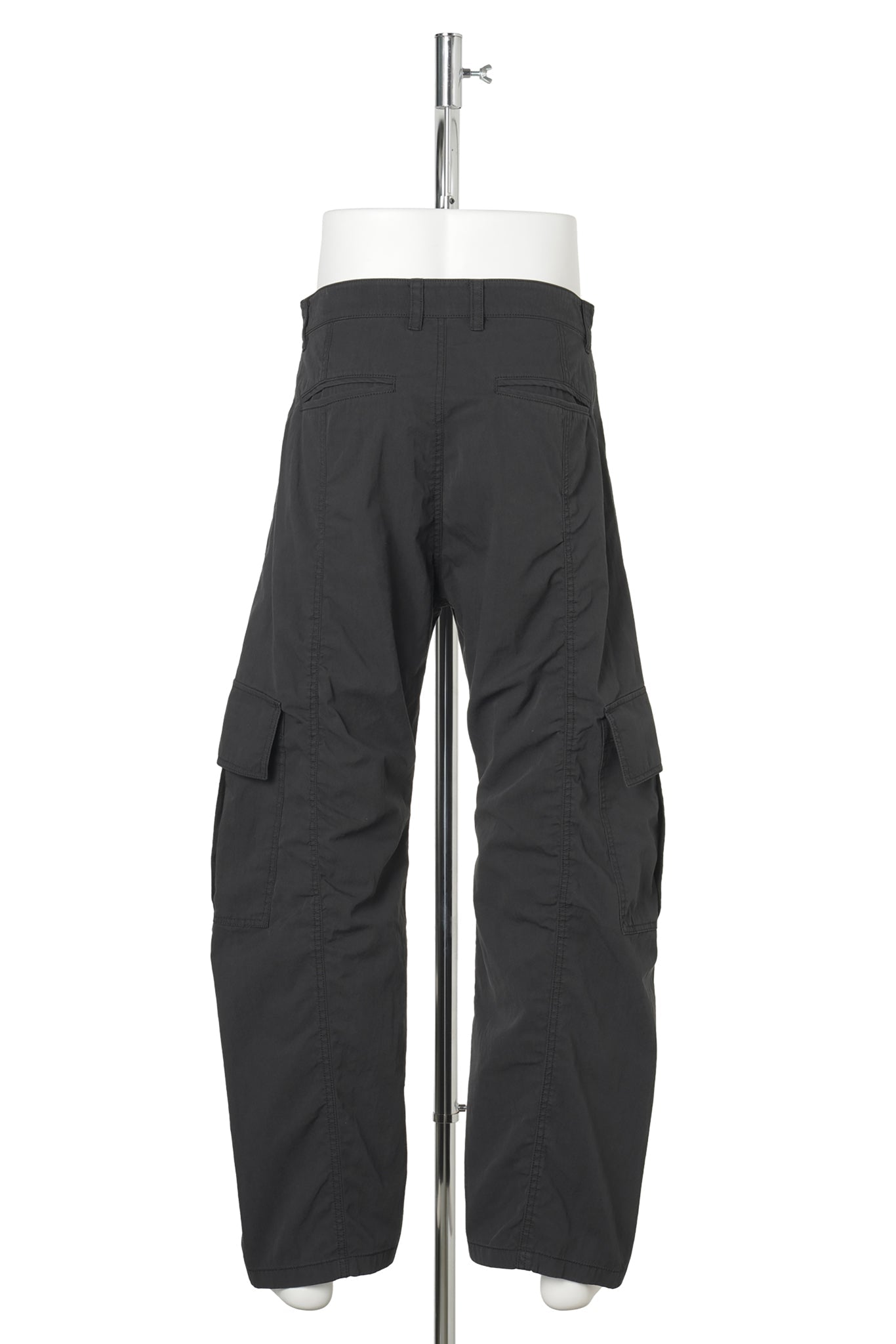 BLACK MENS CRESCENT SHIRRING CARGO PANTS / BLACK