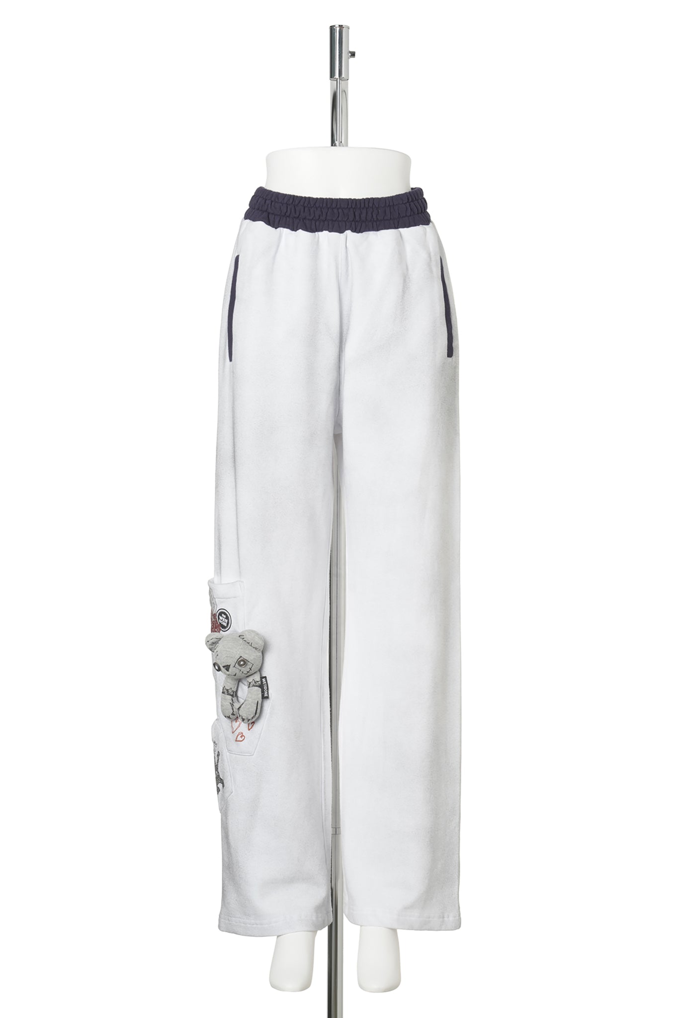 WHITE WASHED DOODLE TEDDY SWEATPANTS / WHITE