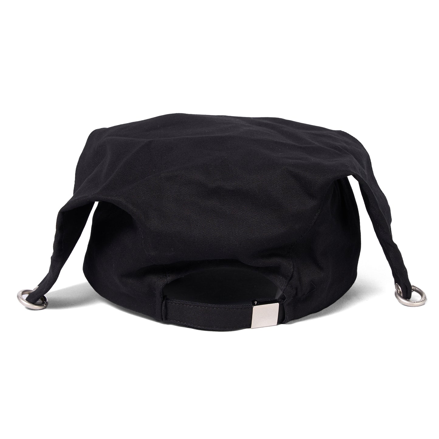 BLACK EAR DETAIL CAP / BLACK
