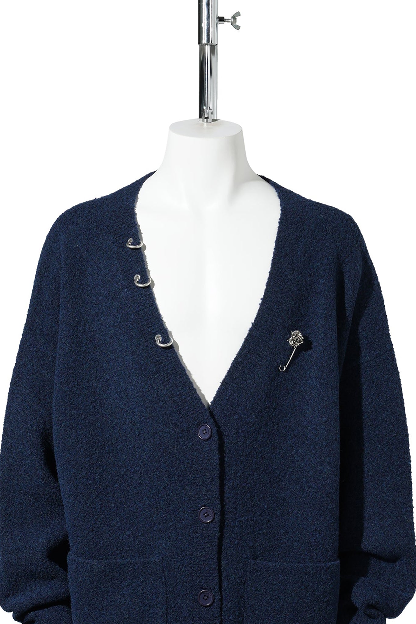 DARK NAVY ROSE WITH THORNS BOUCLE CARDIGAN / DARK NAVY