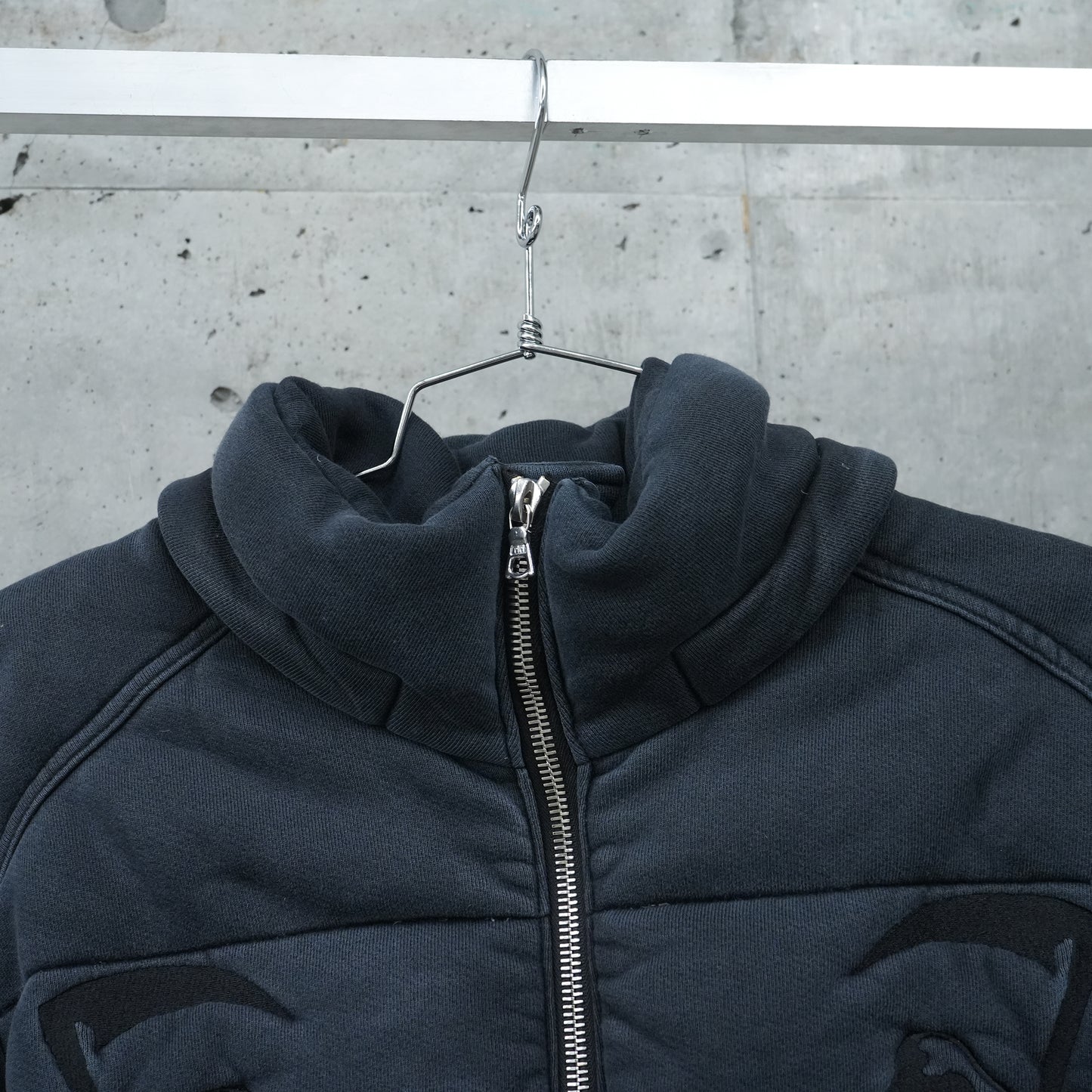 FLEECE PUFFER JACKET / BLACK