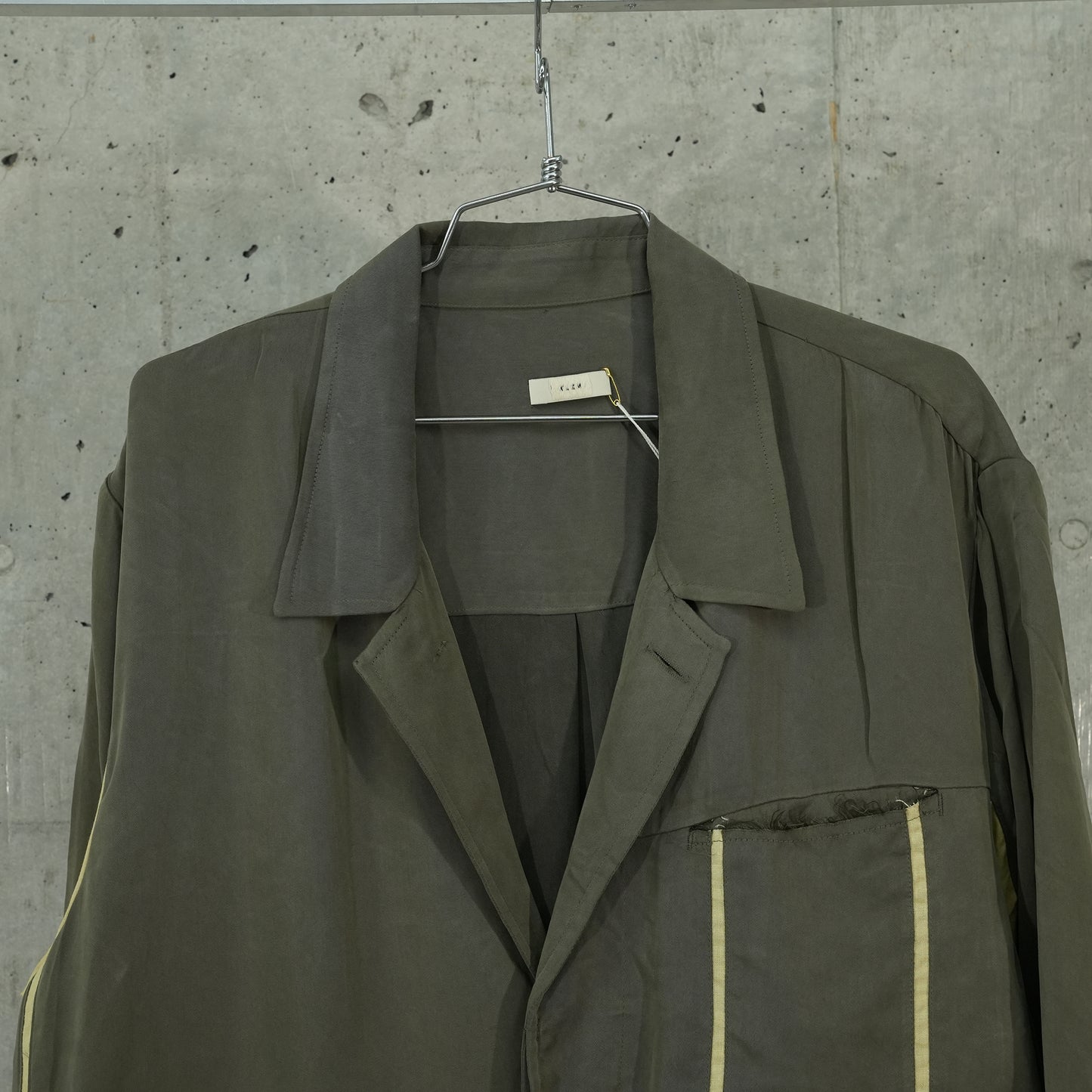 EP.6 01 COAT SHIRT / KHAKI